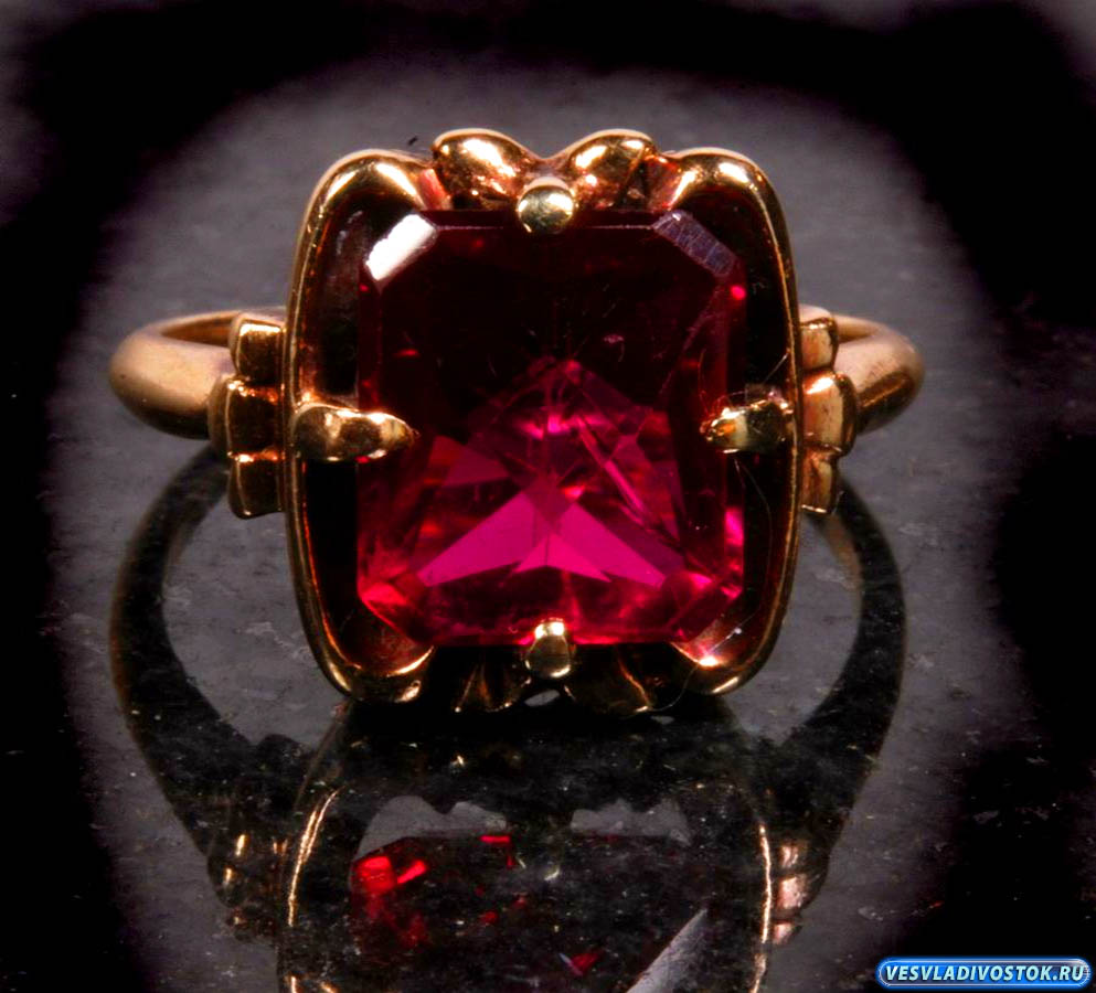 Золотые кольца с рубином – «цари самоцветов»