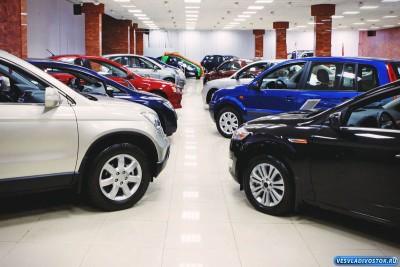 Выгодная покупка автомобилей, включая внедорожники, в московском автосалоне «Альтера»