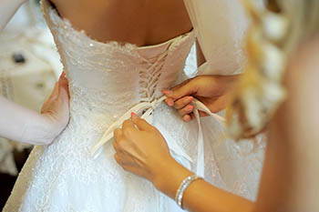 Платье невесты на золотую и серебряную свадьбу