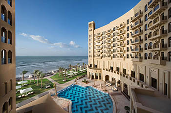 Отель ОАЭ zzzRAMADA BEACH AJMAN