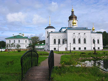 Спасо-Елеазаровский и Савва-Крыпецкий монастыри