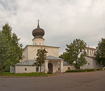 Успения от Парома (Пароменская) церковь