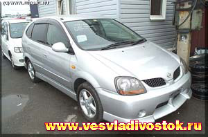 Nissan Tino