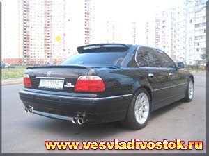 BMW 740i