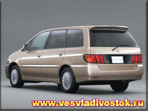Nissan Bassara