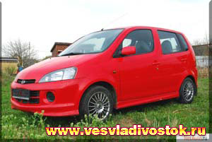 Daihatsu YRV 1. 3 16V