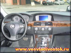 BMW 523i