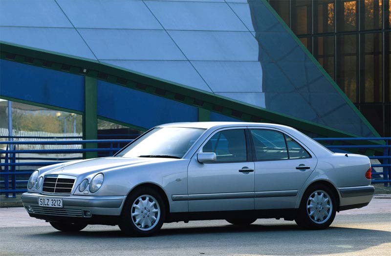 Mercedes Benz e class w210 2000