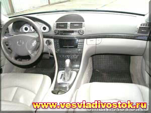 Mercedes E 240