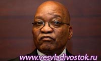 Президент ЮАР подал в суд на галерею, разместившую его 