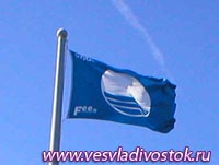 Испания предлагает пляжный отдых в 2011 году под голубыми флагами