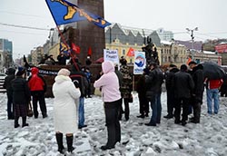 Сессия парламента началась с раздачи наград депутатам и детским садам