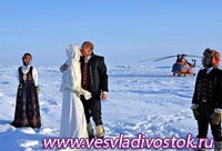 На Северном полюсе прошла самая первая в мире свадьба. Счастливчиками стала пара из Норвегии