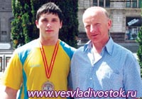 Константин Рева стал обладателем европейской «бронзы» по тяжелой атлетике