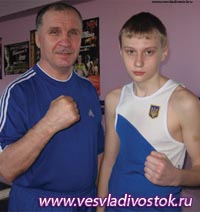 Александр Ливенцев стал серебряным призером юношеского чемпионата Украины по боксу
